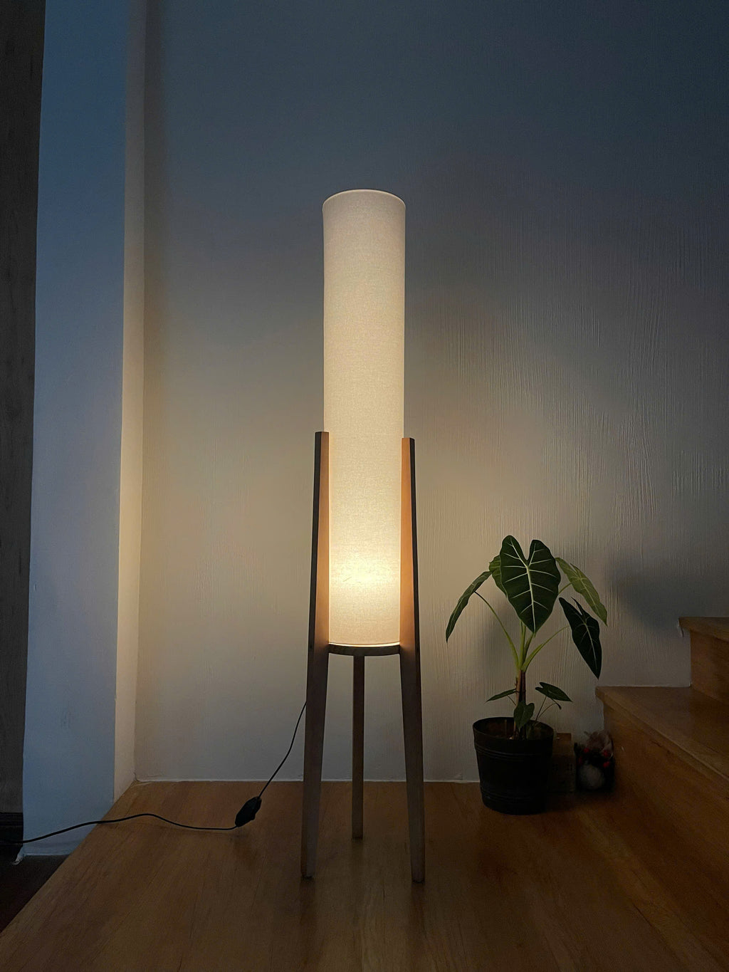 Compact Organic Wood Floor Lamp