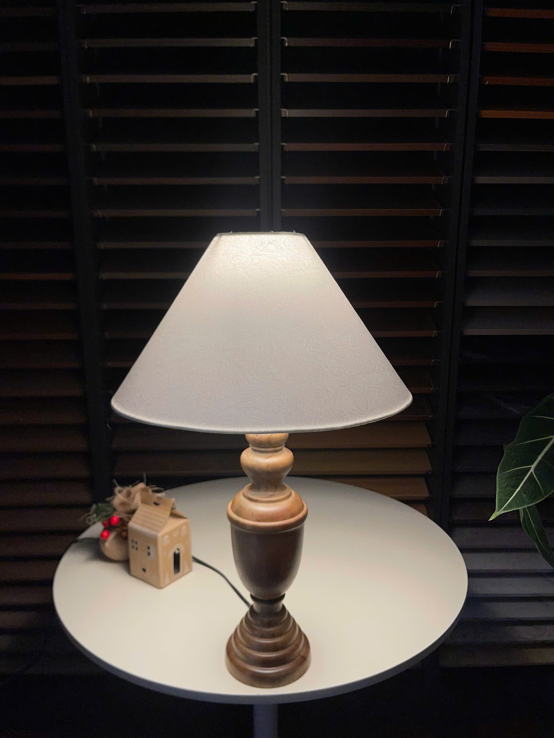 Compact Organic Wood Table Lamp