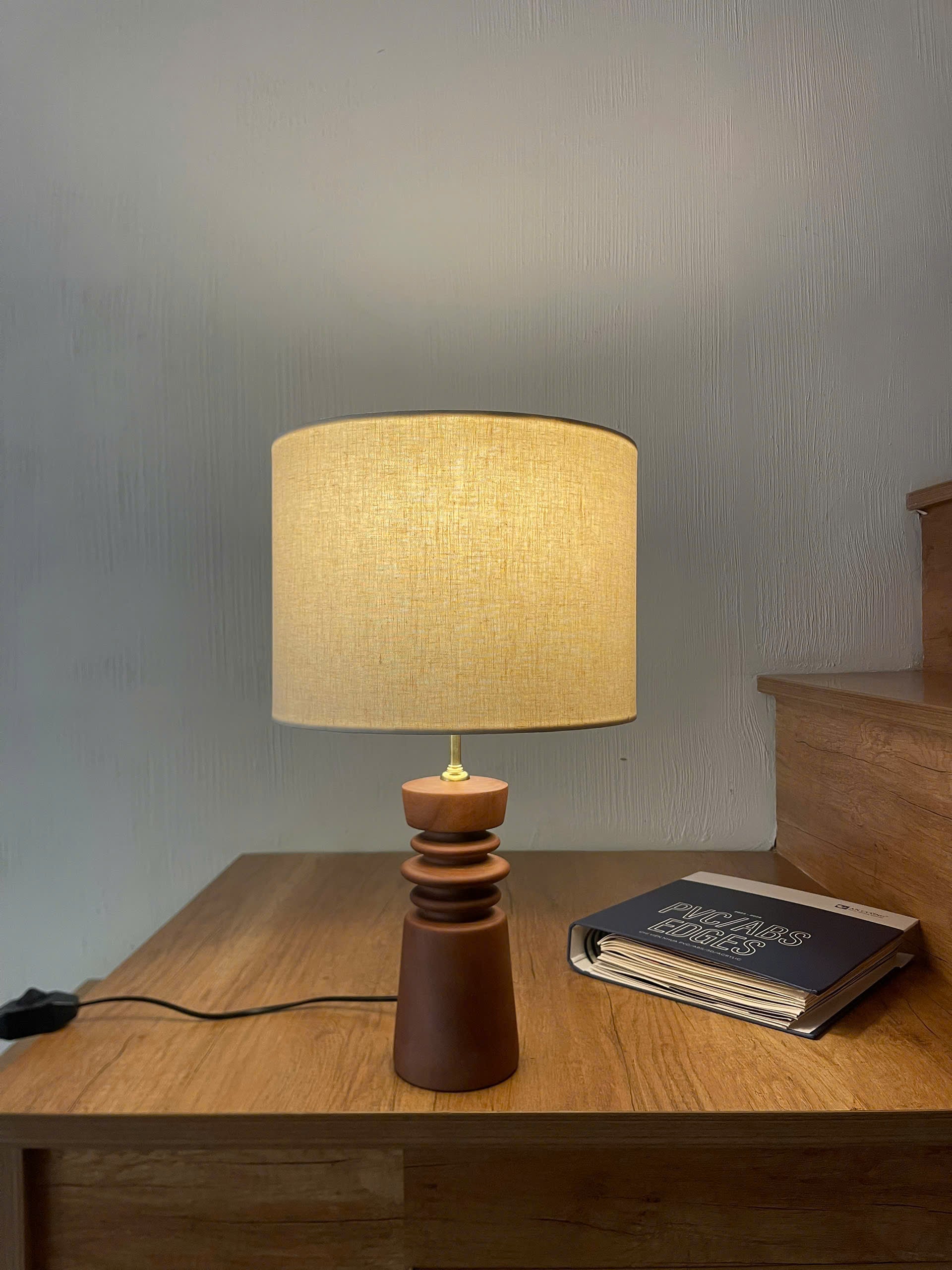Compact Pedestal Wood Table Lamp